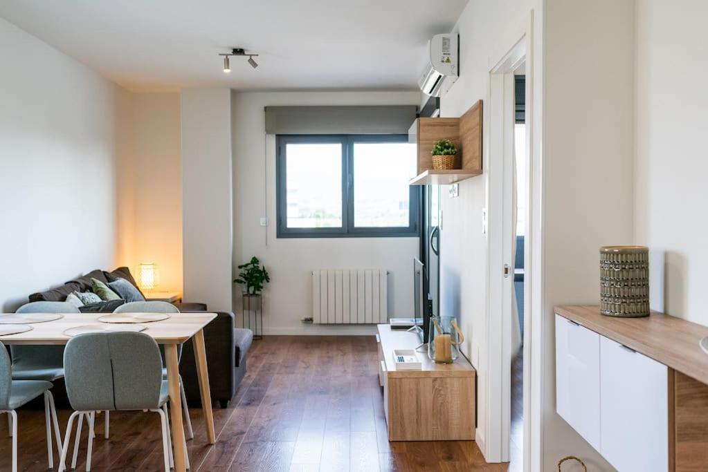 Moderno Apartamento Con Piscina Y Parking Granada Exterior photo