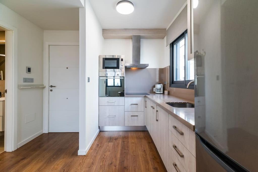Moderno Apartamento Con Piscina Y Parking Granada Exterior photo